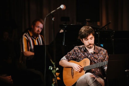 Gitarre-Klavier-Lucas-Etcheverria