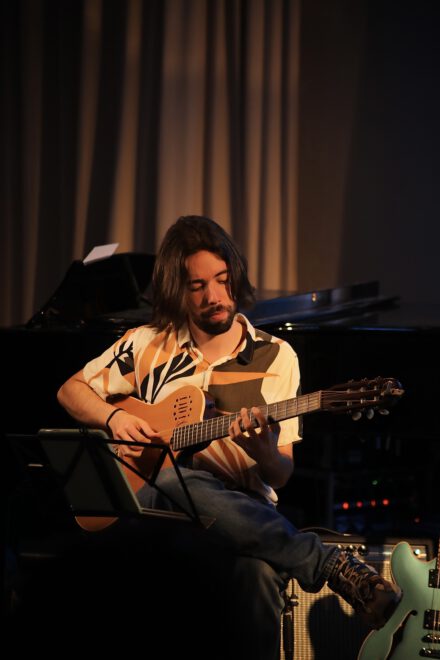 Lucas-Etcheverria_Tudo-Azul