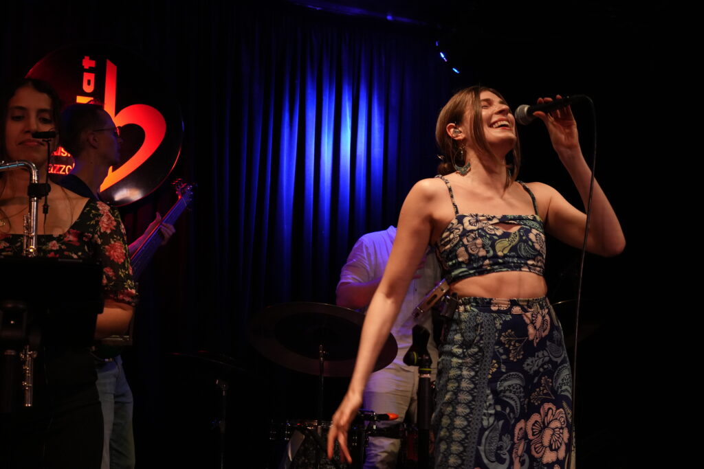 Tudo-Azul_Bflat_Berlin_Brasilianische-Musik